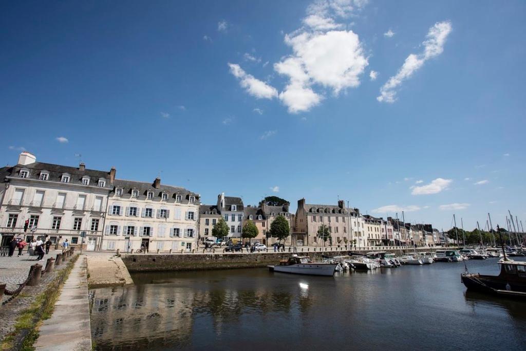 Appartement Vue Imprenable Sur Le Port, Charmant Et Clair! à Vannes Extérieur photo